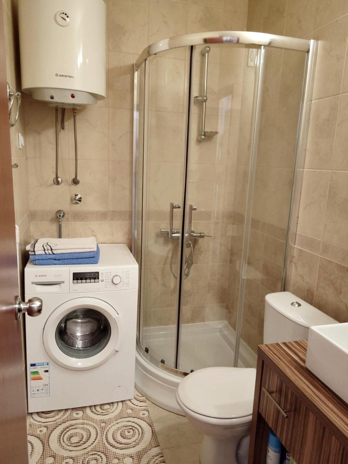 Apartman Lux Sneznik Vrnjačka Banja Buitenkant foto